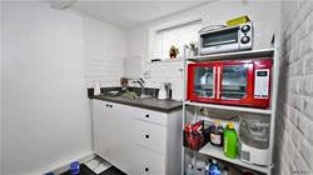 100-20 208th Street, Jamaica, NY 11429 (23)